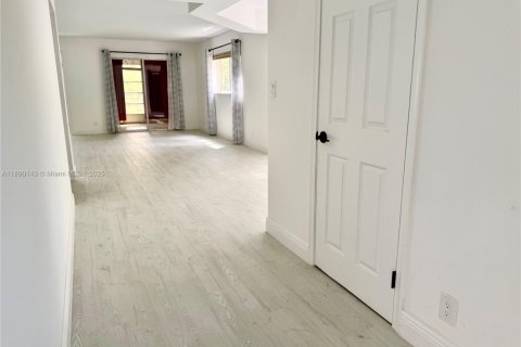 Купить кондоминиум в Коконат Крик, Флорида 2 спальни, 125.05м2, № 2019368 - фото 17