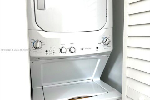 Купить кондоминиум в Коконат Крик, Флорида 2 спальни, 125.05м2, № 2019368 - фото 13