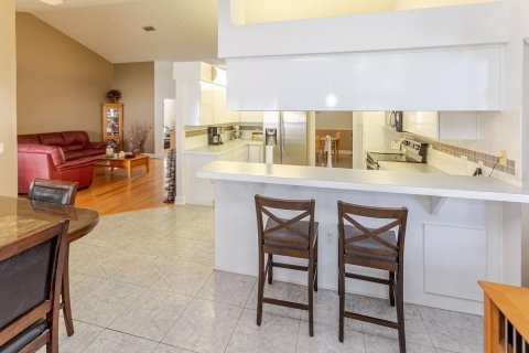 Villa ou maison à vendre à Spring Hill, Floride: 4 chambres, 230.77 m2 № 2304421 - photo 11
