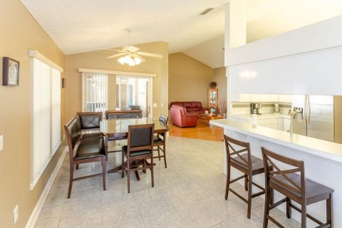 Villa ou maison à vendre à Spring Hill, Floride: 4 chambres, 230.77 m2 № 2304421 - photo 12