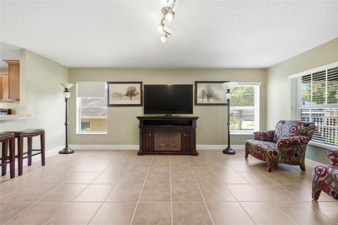 House in Mount Dora, Florida 3 bedrooms, 133.78 sq.m. № 2207760 - photo 8