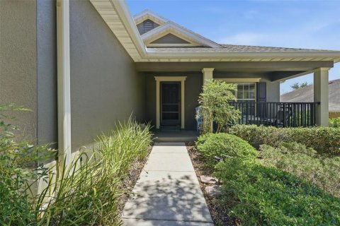 House in Mount Dora, Florida 3 bedrooms, 133.78 sq.m. № 2207760 - photo 3