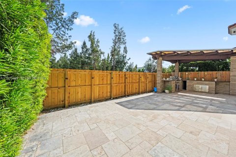 Купить виллу или дом в Дорал, Флорида 4 спальни, 267.37м2, № 2034275 - фото 18