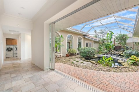 Villa ou maison à louer à Sarasota, Floride: 4 chambres, 315.59 m2 № 1901104 - photo 9