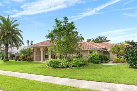 Villa ou maison à louer à Sarasota, Floride: 4 chambres, 315.59 m2 № 1901104 - photo 2
