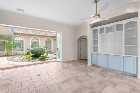 Villa ou maison à louer à Sarasota, Floride: 4 chambres, 315.59 m2 № 1901104 - photo 18