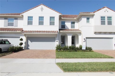 Adosado en alquiler en Apopka, Florida, 3 dormitorios, 200.76 m2 № 1915328 - foto 1