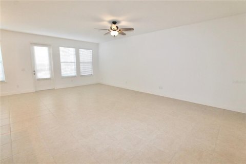 Adosado en alquiler en Apopka, Florida, 3 dormitorios, 200.76 m2 № 1915328 - foto 4