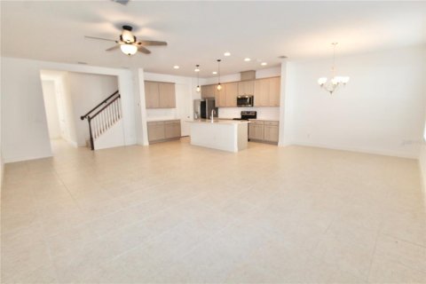 Adosado en alquiler en Apopka, Florida, 3 dormitorios, 200.76 m2 № 1915328 - foto 3