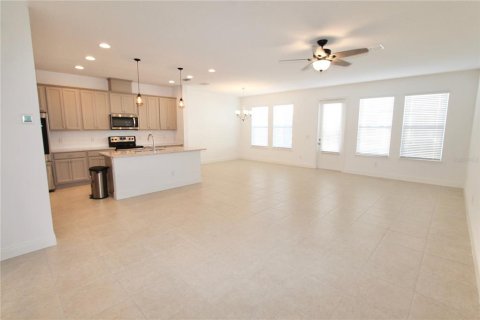 Adosado en alquiler en Apopka, Florida, 3 dormitorios, 200.76 m2 № 1915328 - foto 12