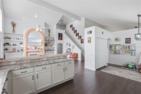 Villa ou maison à vendre à Orlando, Floride: 4 chambres, 246.75 m2 № 2157541 - photo 14