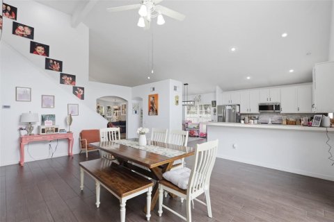 Villa ou maison à vendre à Orlando, Floride: 4 chambres, 246.75 m2 № 2157541 - photo 17