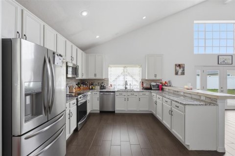 Villa ou maison à vendre à Orlando, Floride: 4 chambres, 246.75 m2 № 2157541 - photo 9