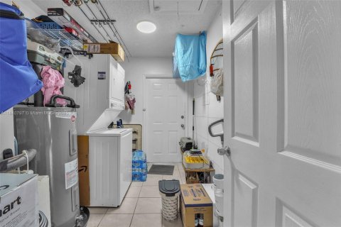 Купить виллу или дом в Майами, Флорида 3 спальни, 97.55м2, № 1830965 - фото 15