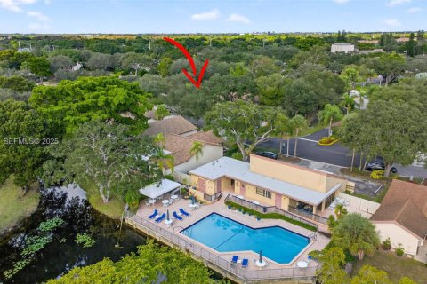 Casa en venta en Coconut Creek, Florida, 2 dormitorios, 130.34 m2 № 2034178 - foto 27