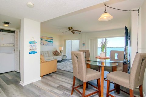 Condo in Clearwater, Florida, 1 bedroom  № 1838838 - photo 3