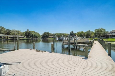 Condo in Crystal River, Florida, 2 bedrooms  № 1638053 - photo 5