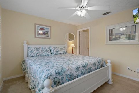 Condo in Crystal River, Florida, 2 bedrooms  № 1638053 - photo 27