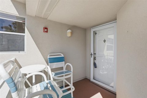 Copropriété à vendre à Saint Petersburg, Floride: 2 chambres, 99.41 m2 № 2432655 - photo 4