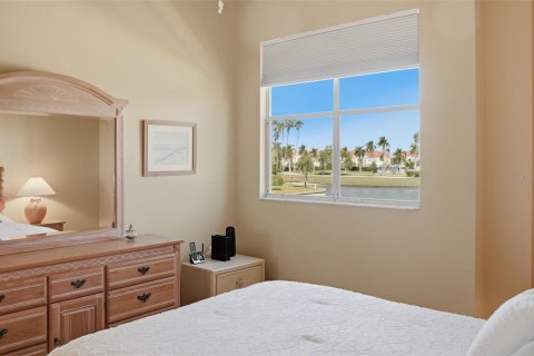 Copropriété à vendre à Saint Petersburg, Floride: 2 chambres, 99.41 m2 № 2432655 - photo 29