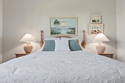 Copropriété à vendre à Saint Petersburg, Floride: 2 chambres, 99.41 m2 № 2432655 - photo 27