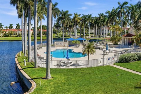 Copropriété à vendre à Saint Petersburg, Floride: 2 chambres, 99.41 m2 № 2432655 - photo 24