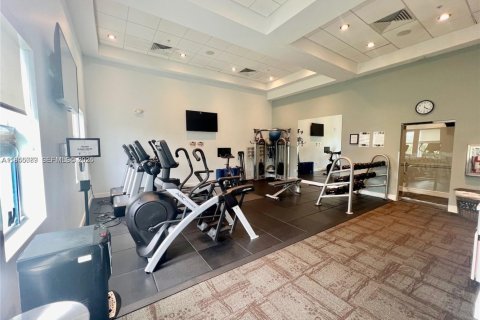 Condo in Doral, Florida, 1 bedroom № 2153778 - photo 14
