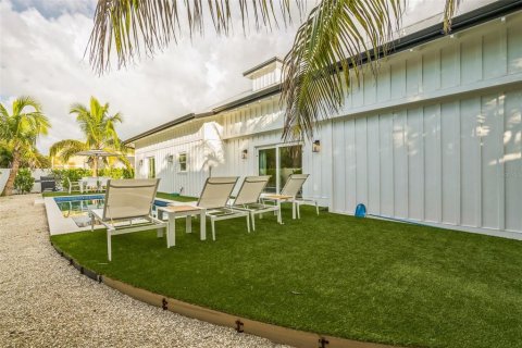 House in Holmes Beach, Florida 4 bedrooms, 202.99 sq.m. № 2125629 - photo 20
