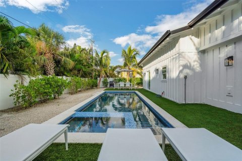 House in Holmes Beach, Florida 4 bedrooms, 202.99 sq.m. № 2125629 - photo 28