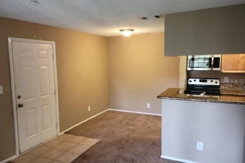 Condo in Altamonte Springs, Florida, 1 bedroom  № 1785489 - photo 4