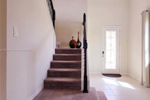 Снять в аренду виллу или дом в Киссимми, Флорида 3 спальни, 228.82м2, № 1933695 - фото 26