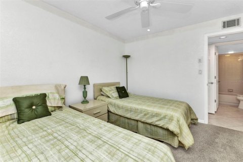 Condo in Punta Gorda, Florida, 2 bedrooms  № 1576591 - photo 14