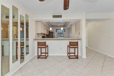 Condo in Punta Gorda, Florida, 2 bedrooms  № 1576591 - photo 9