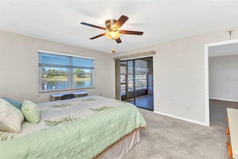 Condo in Punta Gorda, Florida, 2 bedrooms  № 1576591 - photo 18