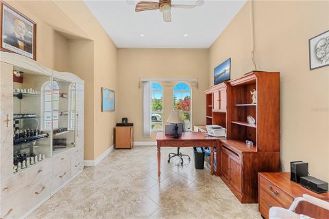 Villa ou maison à vendre à Orlando, Floride: 5 chambres, 386.47 m2 № 1609008 - photo 14