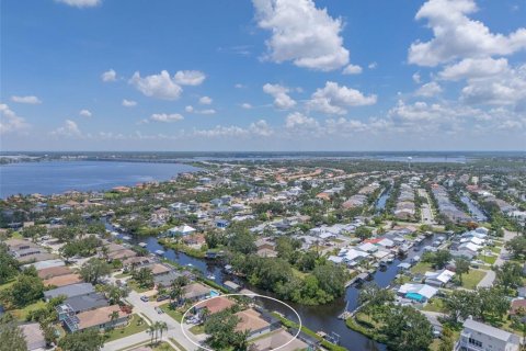 House in Bradenton, Florida 4 bedrooms, 210.61 sq.m. № 1880903 - photo 4