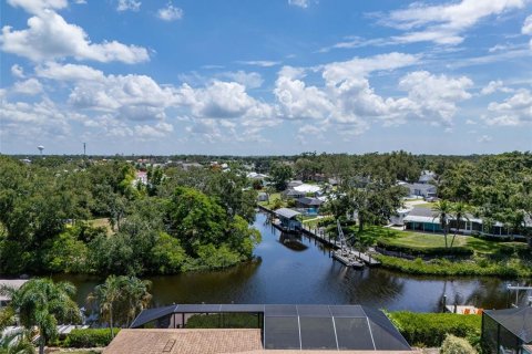 House in Bradenton, Florida 4 bedrooms, 210.61 sq.m. № 1880903 - photo 2