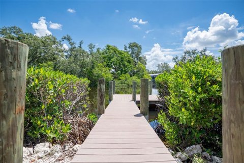 House in Bradenton, Florida 4 bedrooms, 210.61 sq.m. № 1880903 - photo 14