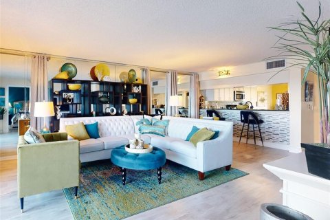 Condo in Titusville, Florida, 2 bedrooms  № 1716583 - photo 30