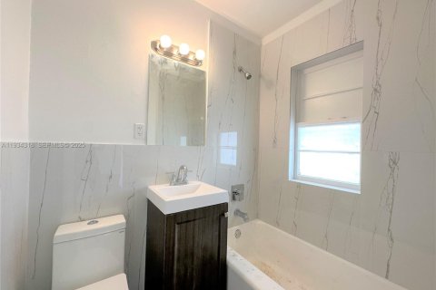 Снять в аренду квартиру в Майами-Бич, Флорида 1 спальня, 67.82м2, № 1992674 - фото 13