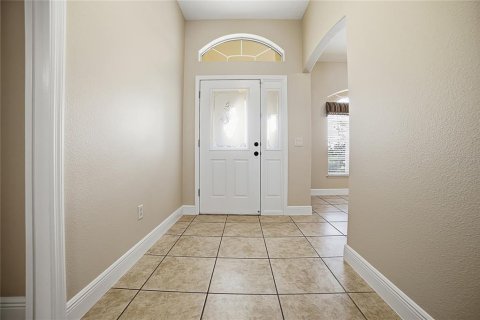 House in Wildwood, Florida 6 bedrooms, 395.58 sq.m. № 2226645 - photo 7