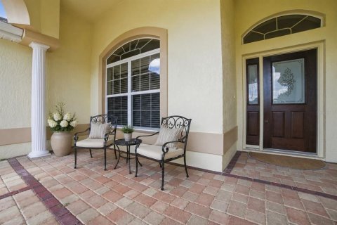 House in Wildwood, Florida 6 bedrooms, 395.58 sq.m. № 2226645 - photo 6