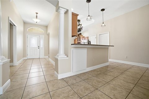 House in Wildwood, Florida 6 bedrooms, 395.58 sq.m. № 2226645 - photo 15