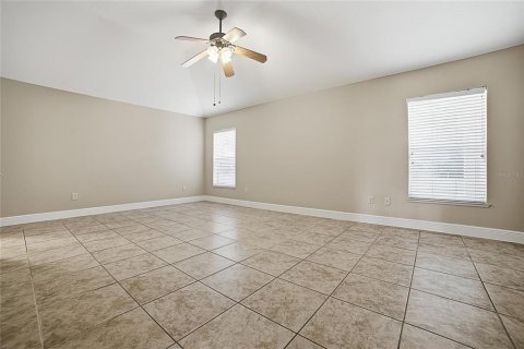 House in Wildwood, Florida 6 bedrooms, 395.58 sq.m. № 2226645 - photo 28