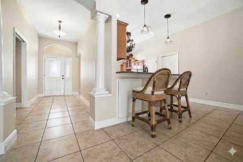 House in Wildwood, Florida 6 bedrooms, 395.58 sq.m. № 2226645 - photo 16