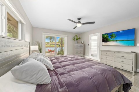 House in Wilton Manors, Florida 4 bedrooms, 204.76 sq.m. № 1841293 - photo 22
