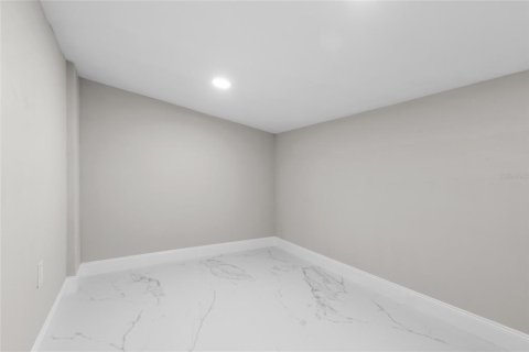 House in Casselberry, Florida 4 bedrooms, 193.52 sq.m. № 2223481 - photo 27