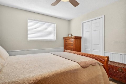 House in Flagler Beach, Florida 2 bedrooms, 106.65 sq.m. № 1909699 - photo 27