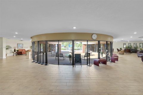 Condo in Sunrise, Florida, 1 bedroom  № 2080149 - photo 20