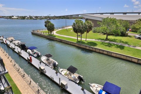 Condominio en venta en New Smyrna Beach, Florida, 2 dormitorios, 92.9 m2 № 2155828 - foto 11